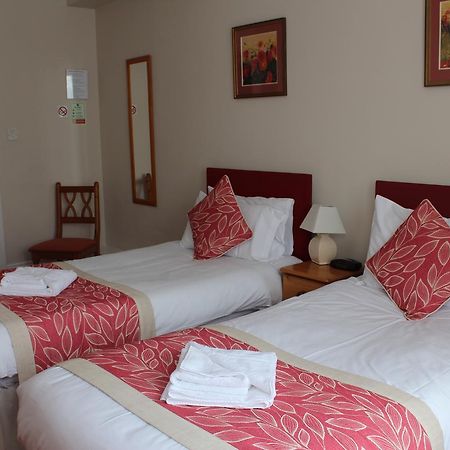 By The Sea Bed And Breakfast Eastbourne Eksteriør bilde