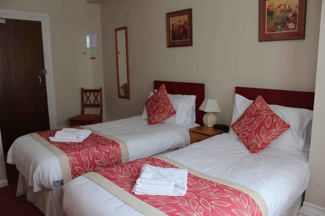 By The Sea Bed And Breakfast Eastbourne Eksteriør bilde