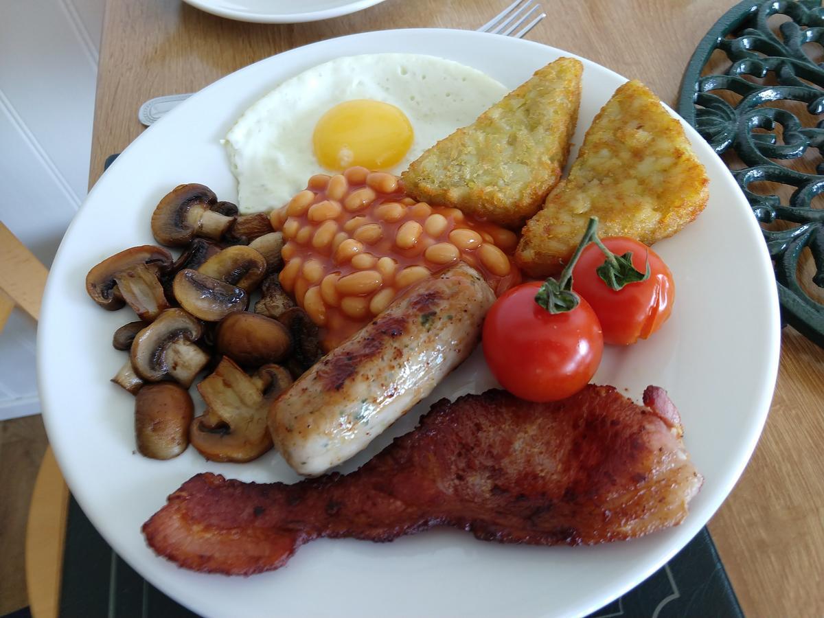 By The Sea Bed And Breakfast Eastbourne Eksteriør bilde