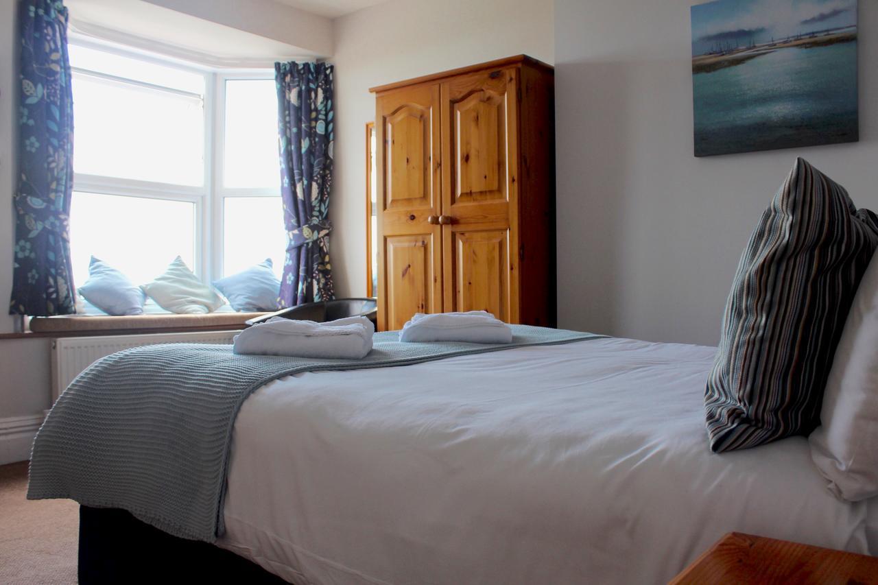 By The Sea Bed And Breakfast Eastbourne Eksteriør bilde