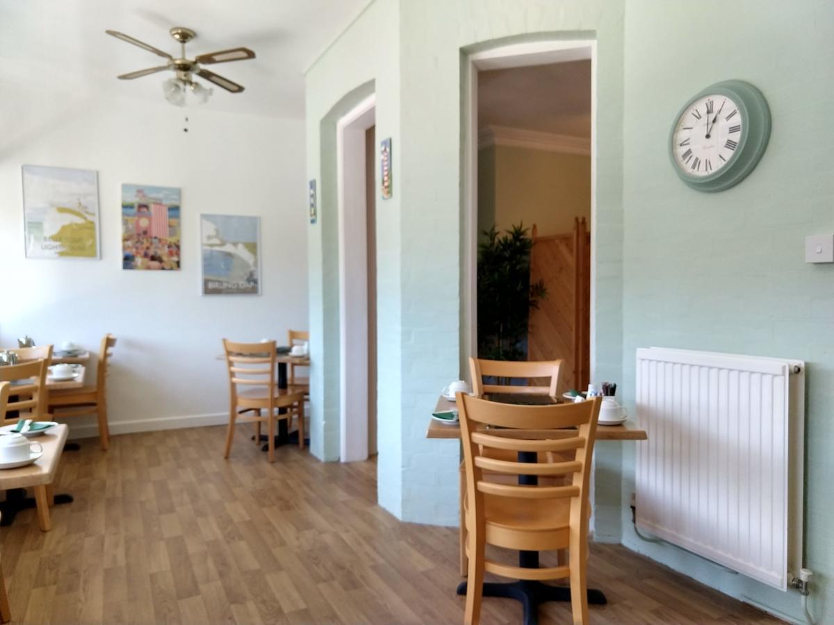 By The Sea Bed And Breakfast Eastbourne Eksteriør bilde