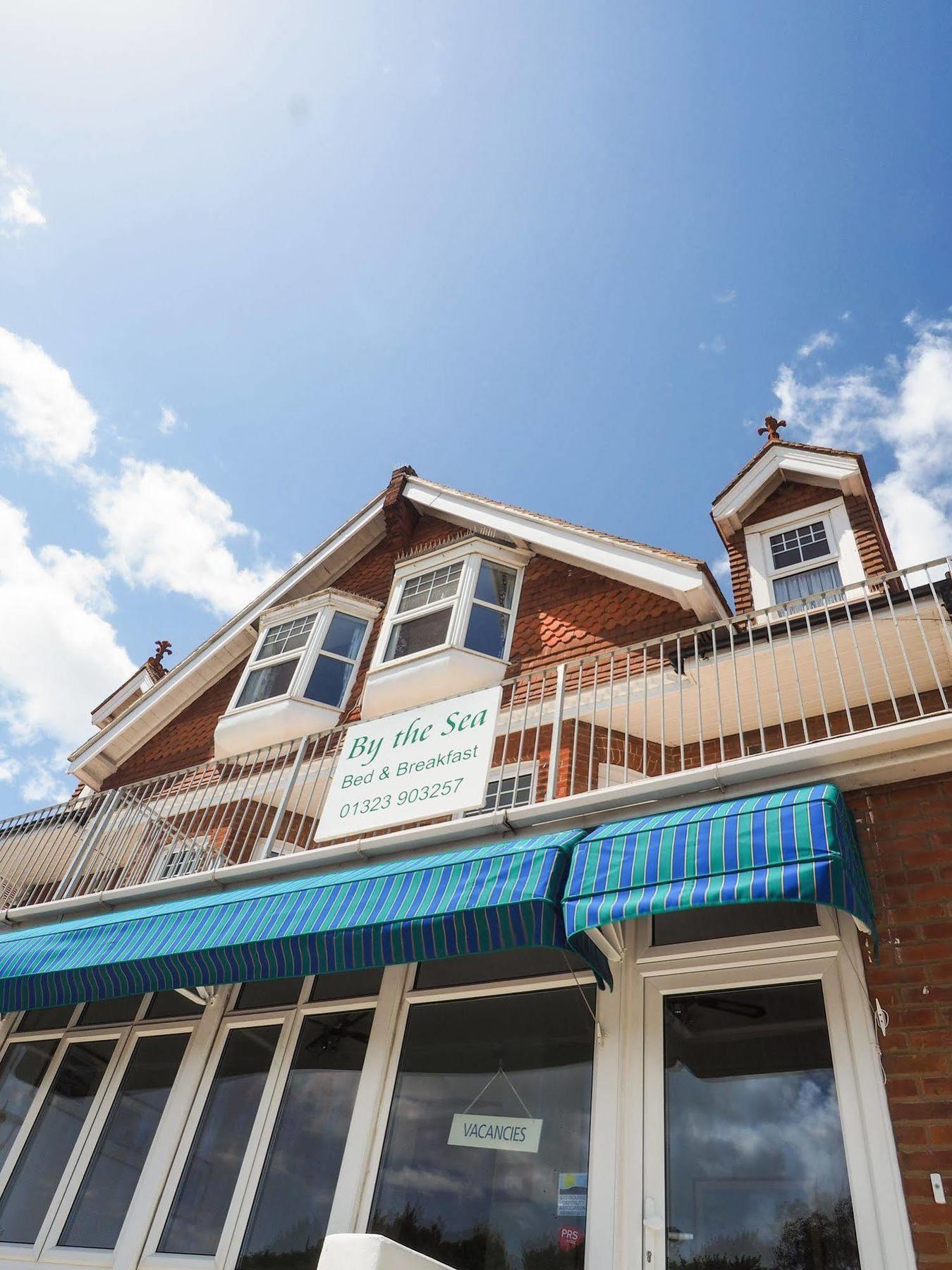 By The Sea Bed And Breakfast Eastbourne Eksteriør bilde